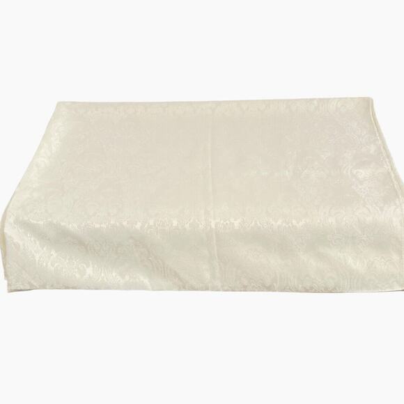 Damask Tablecloth Floral Polyester Cream Easy Care Rectangle 59x83 Dining Meals - Picture 6 of 9